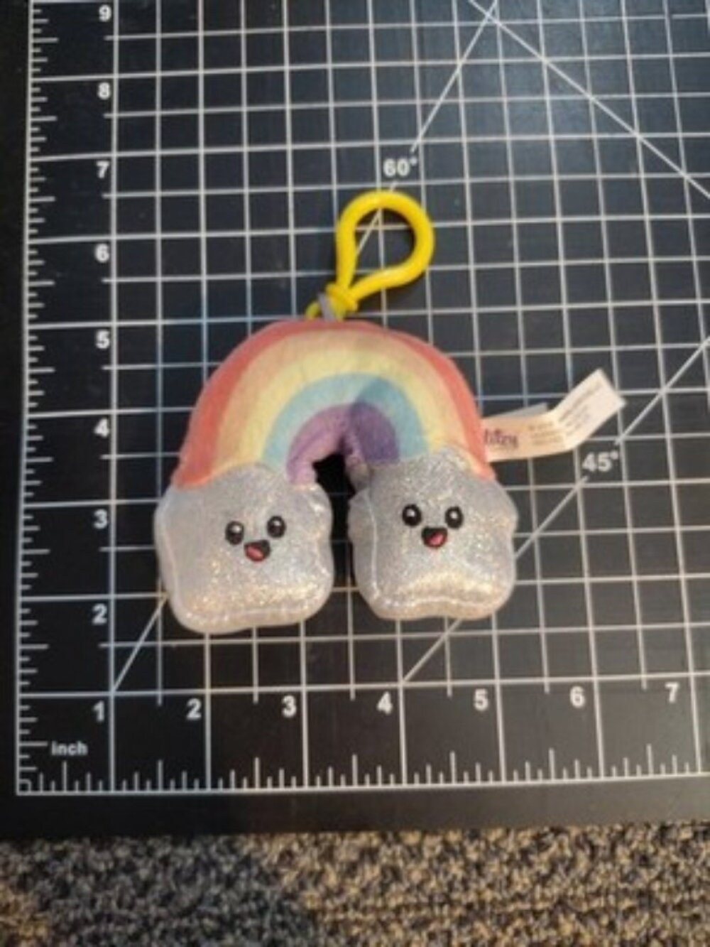 Glitzy Clips Rainbow From Animal Adventure B1